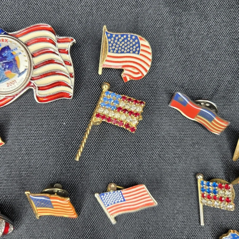 18pc Americana Pin Lot Signed Christopher Radko Heart Brooch Flag‎ Lapel Pins